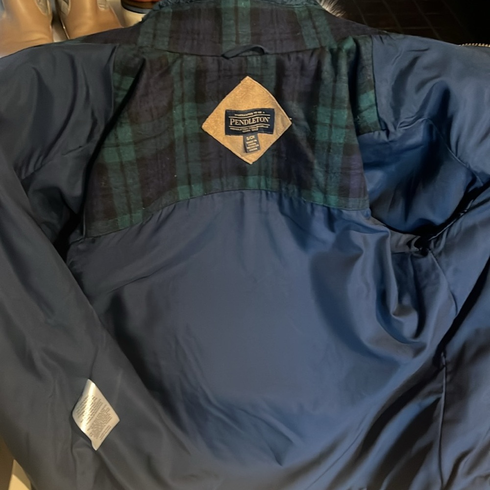 Pendleton Fleece Jacket - Picture 15 of 15